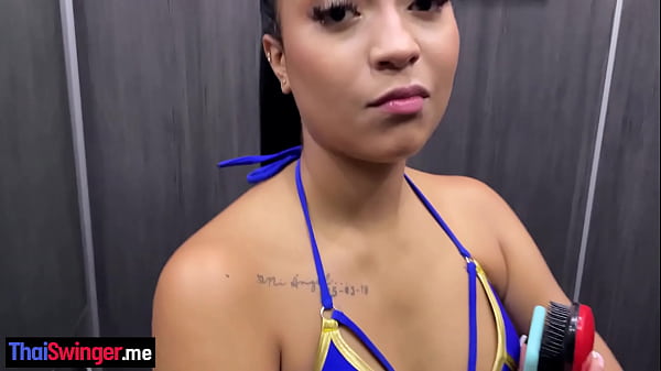 Play MP4 - Sexy big ass Latin teen Nicole amazing sloppy blowjob before cock riding