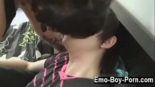 Sexy gay Brand fresh model Cody Starr finds his way onto homoemo this 