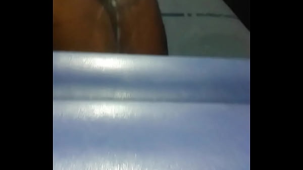 Play MP4 - Casada dando o cu de quatro no motel