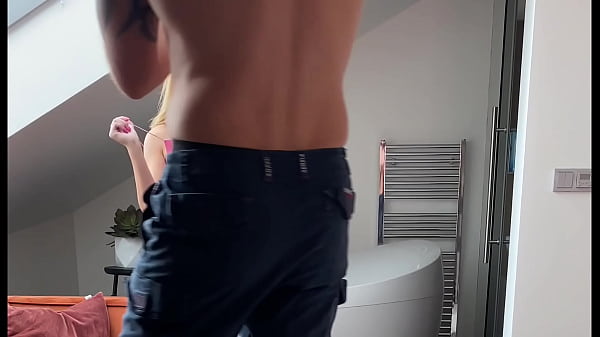 Nonton Young Blonde Bounces & Rides Her Photographer Before Facial Cumshot - 18yo Pov Sex thumbnail