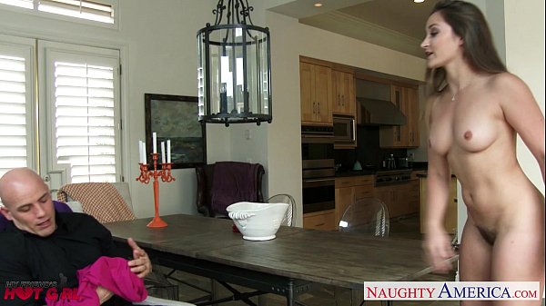 Play MP4 - Sexy babe Dani Daniels fucking