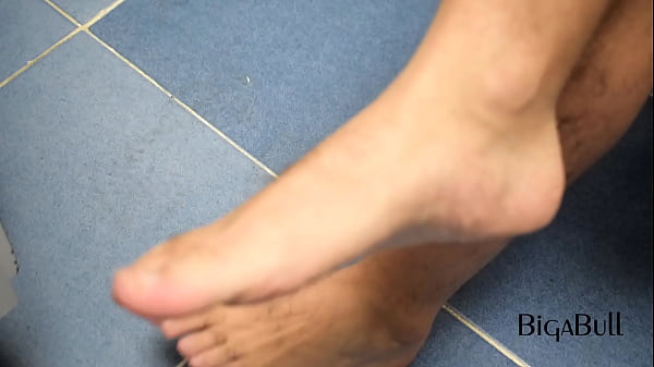 hairy feet 