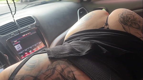 Nonton Oral En El Auto Le Bajo Los Vidrios Para Que Todos La Vean Mamar Y Su Culote - Mamiimaldii thumbnail
