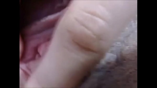 Morrita enseñando suvagina_en la cam