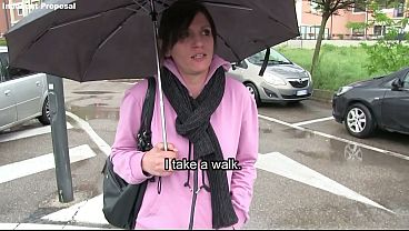Esclusivo - Per 2000&euro_ MILF italiana tradisce il marito con uno sconosciuto - English subtitles