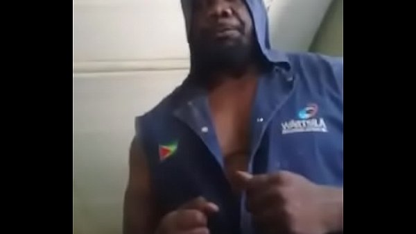 Play MP4 - Suck norris