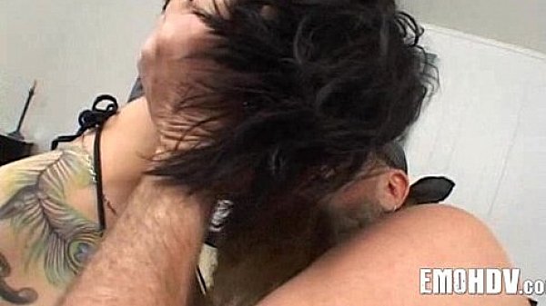 Nonton Babe With Tattoos Gets Dick 391 thumbnail