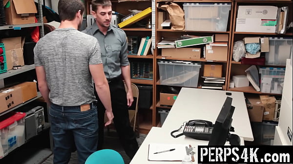 The Suspect Was Patted Down Before His Backpack Was Searched - Perps4k 