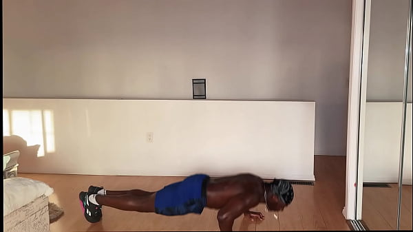 Nonton Curvy Blonde Stepmom Rachael Cavalli Gets Creampied By Bbc After Workout thumbnail