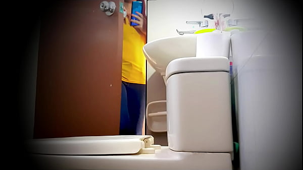 Amiga de mi hermanastra de vacaciones en casa camara espia 