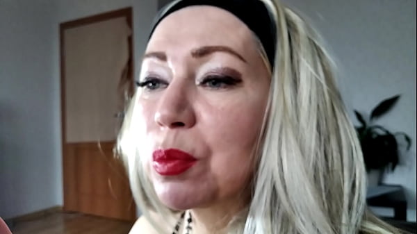 Milf goddes slut aim makeup closeup & deep pov blowjob why do adult women paint their lips at all well of course in order to make the blowjob look spectacular