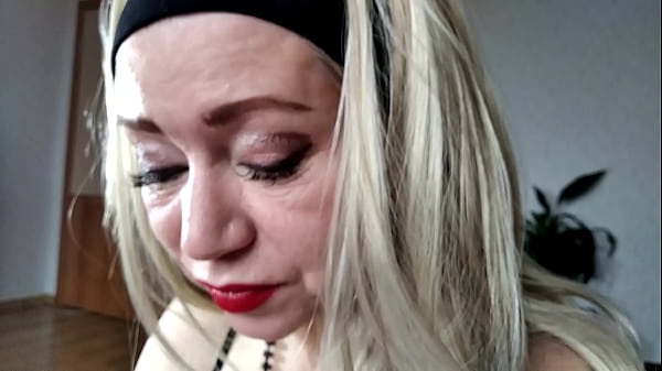 Play MP4 - MILF Slut Goddess AimeeParadise&colon; Close-up Makeup and POV Deepthroat&period;&excl;&period; &rpar;&rpar;