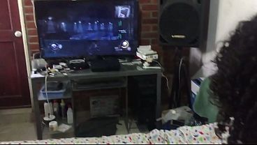 Nonton Jovencita En Casa De Su Novio Jugando Playstation Antes De Follar thumbnail