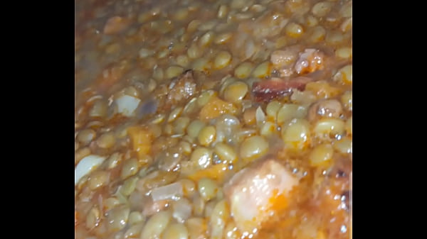 Nonton Lentejitas Calientes thumbnail