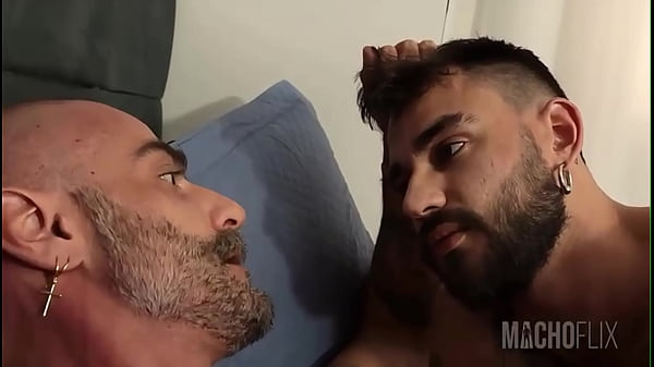 Play MP4 - Briga de Casal&excl; Reco e Ikarus