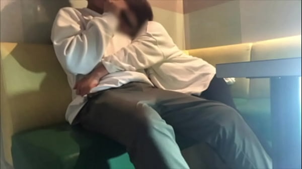 ラブラブな変態カップル_してはいけないシチュエーションに興奮してしまい突然の様に始まりました