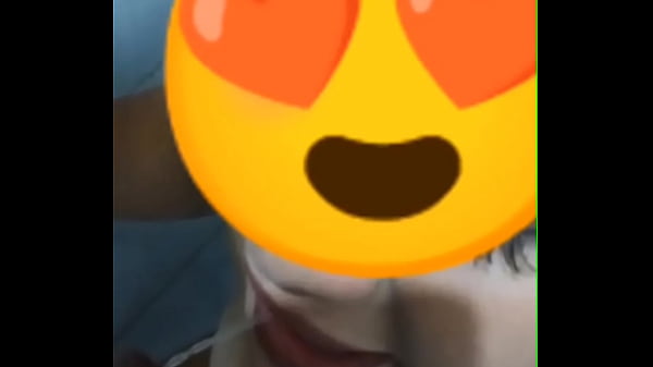 Mijou na minha boca e me fez bebertodo seu mijo