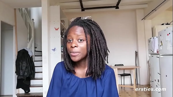 Play MP4 - Bertoulle Tells Us About All Her Kinks