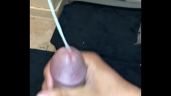 Play MP4 - Se masturba