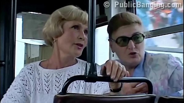 Risky public bus couple sex in front_of the passengers in the middle of a_day