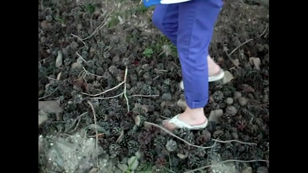 Slippers and flip flops crushing