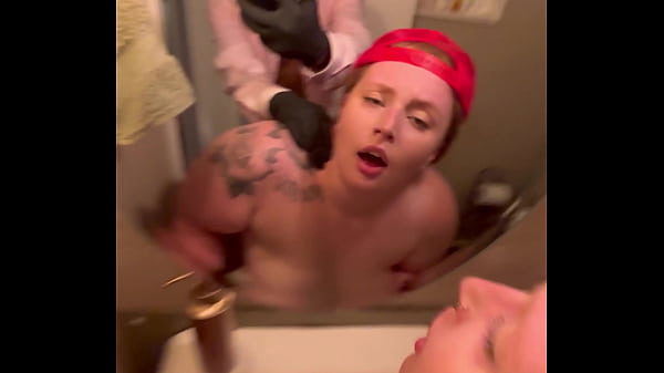 Homemade Video Of Clown Pounding The Life Out Of A Bbw Mcdonalds Employee thumbnail