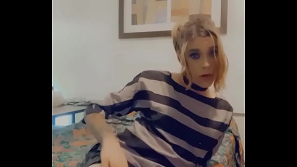 Slutty Minidress Girl Needs Dick 