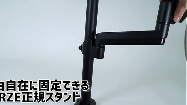 Nonton 両手を離して全自動でフィニッシュまで！クソ重オナホからの開放！ thumbnail