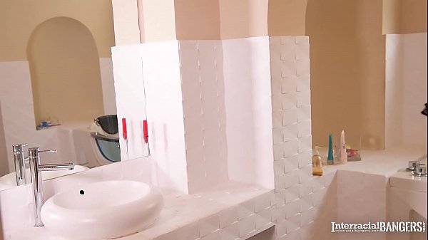 Play MP4 - Interracial bangers enjoy endless big titty fucking with Milf Olivia Nice