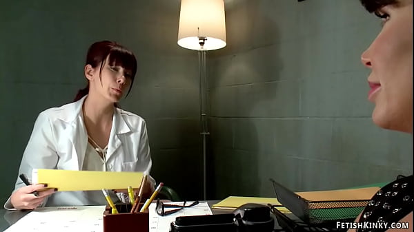 Play MP4 - Therapist spanks and fucks married MILF