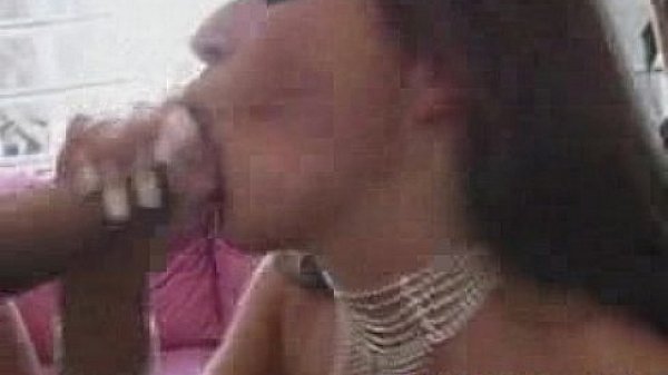 Nonton Fucks Him Senseless5 thumbnail