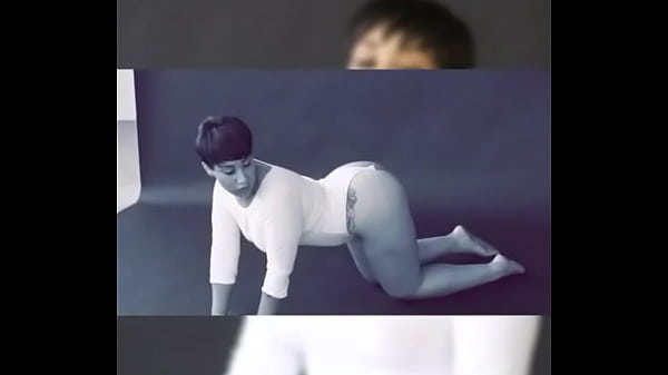 Sexy model who is she 