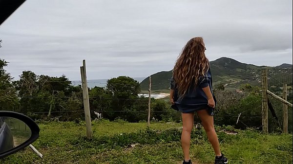 Play MP4 - Loira casada se exibe em publico