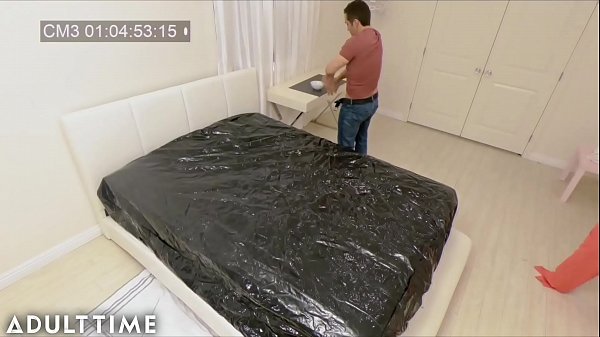 Play MP4 - Spycam Caught Erotic Asian Nuru Massage on Tape