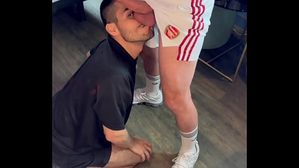 Play MP4 - Sexy French daddy fucks me in his hotel room&period; PART 1