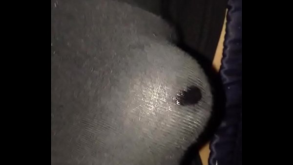 Play MP4 - Cum in boxer