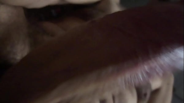 Play MP4 - Pija  muy caliente y dura de hombre grande