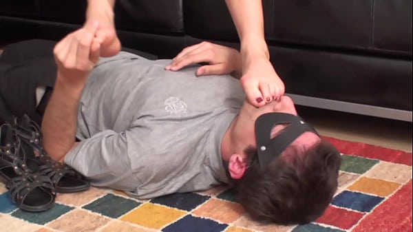 Maskejoe Feet Smelling thumbnail