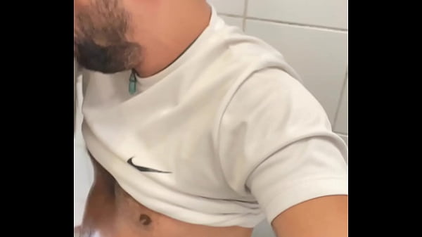 Tes&atilde;o De Macho, Safado Empurrou Gostoso. thumbnail