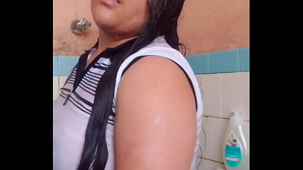 Play MP4 - Ele ama ver meu bra&ccedil;o molhado - Parte 3