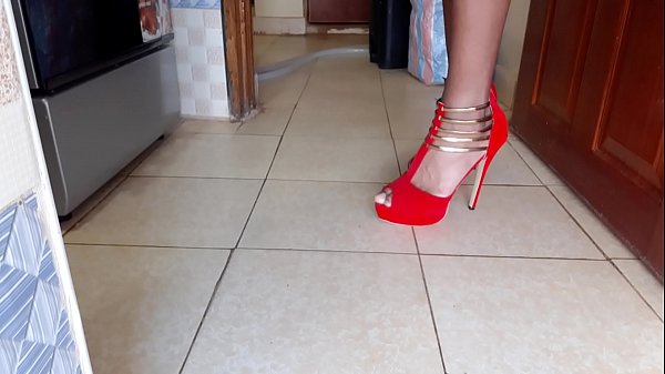 Ẹsẹ Fẹ Rẹ Fẹ Rẹ Mad Babe 