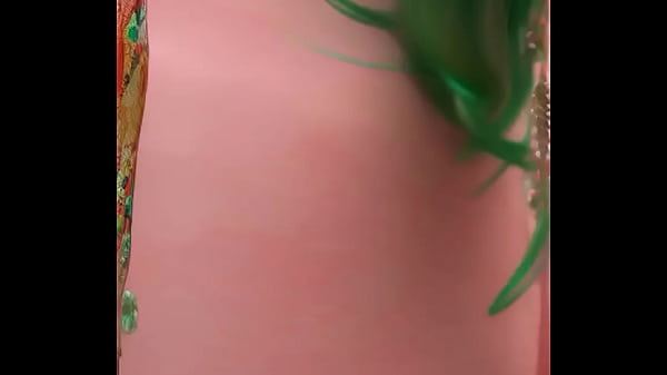 Sorry it took so long to get pt2 done not finished with this outfit yet and it should end with a bang i will post parts 