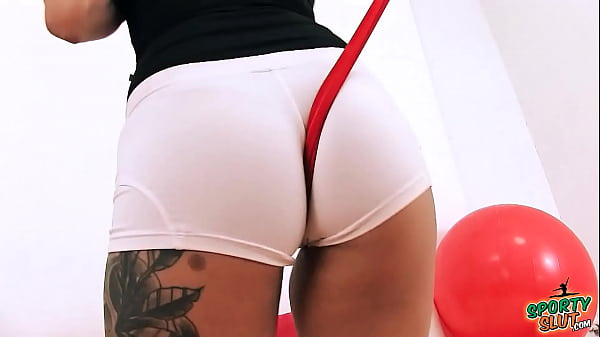 Play MP4 - HUGE NATURAL TITS Teen BOUNCING AND TRAINING HUGE CAMELTOE