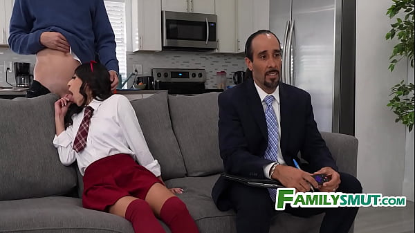 Play MP4 - Teen Slut Milks Boyfriend on Family Couch