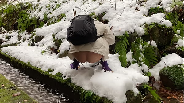 【雪とウサギの新潟温泉】 thumbnail