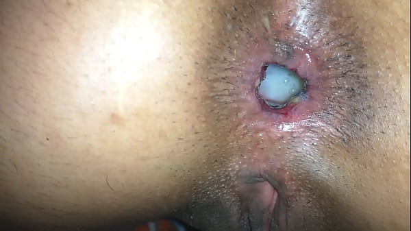 Llenando de leche el_culo de_esta putita Argenta