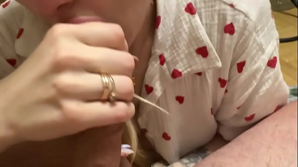 Play MP4 - The blowjob queen was faithful&excl;&excl;&excl;&excl;A long&comma; sweet&comma; moaning blowjob at night from a beautiful girl&excl;&excl;Loves sucking and taking cum in her mouth&excl;Cock domination&excl;&excl;&excl;She sucked out all the sperm&comma; swallowed it&comma;