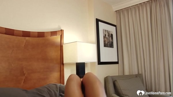 Play MP4 - Smoking beauty shows off feet while in pantyhose