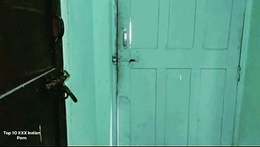 Indian Gf Bf Homemade Desi Sex Mms thumbnail