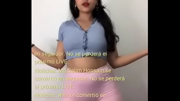 Chica bailando en show 